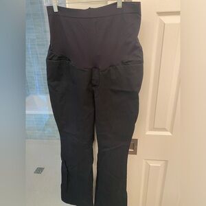 Old Navy black maternity pixie flared pants